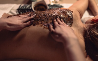 60Mn Gommage Corps (100% Naturel au Savon Noir )